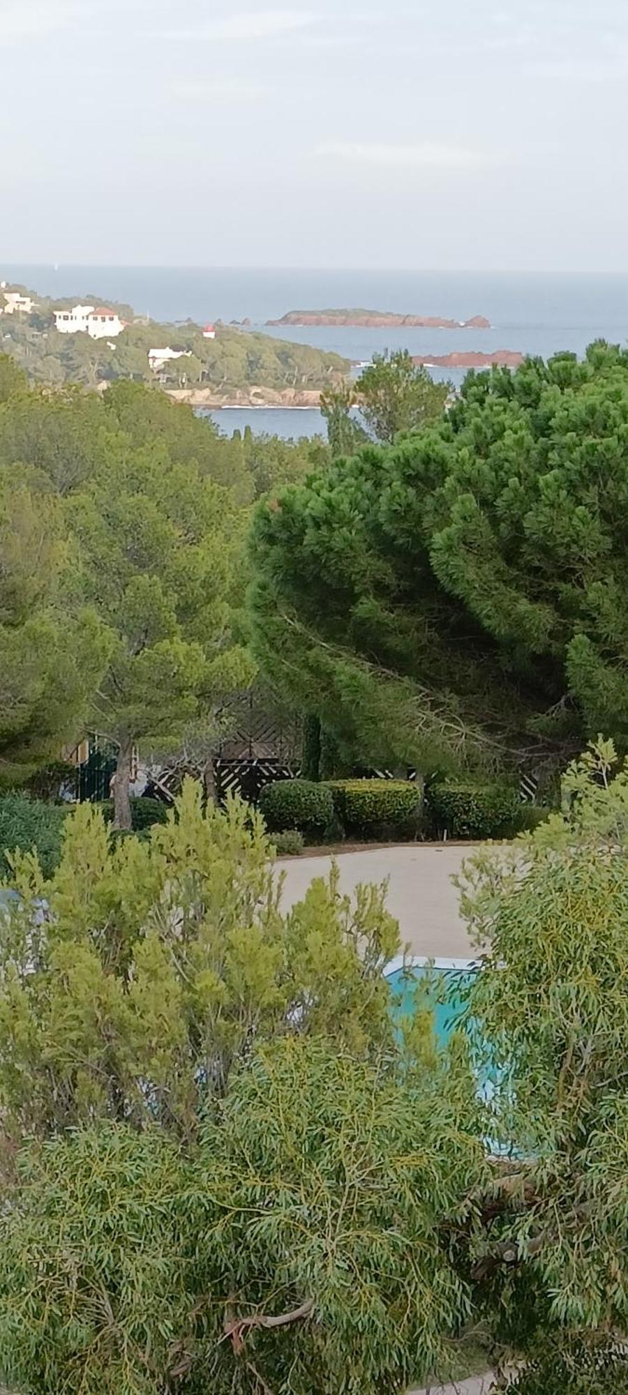 Cap Esterel Village Vacances T2 Vue Mer Agay Saint-Raphael (Var) Exterior foto